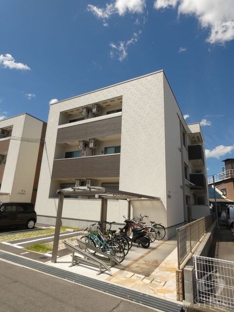 大阪府堺市西区鳳中町９丁の物件外観写真