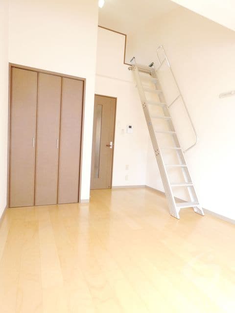 初芝駅 徒歩4分 2階の物件内観写真