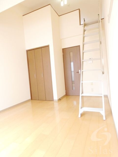 初芝駅 徒歩4分 2階の物件内観写真