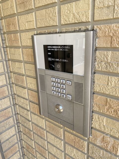 鳳駅 徒歩3分 1階の物件外観写真