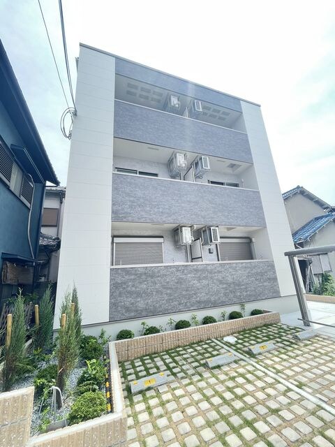 石津川駅 徒歩7分 3階の物件外観写真