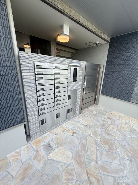 鳳駅 徒歩5分 1階の物件外観写真