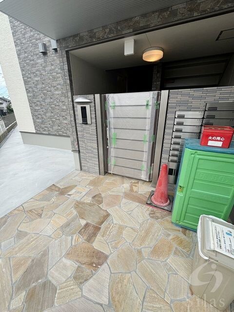 東貝塚駅 徒歩2分 2階の物件外観写真