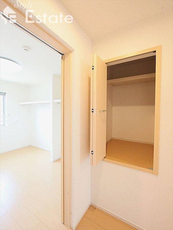 ロベリアの物件内観写真