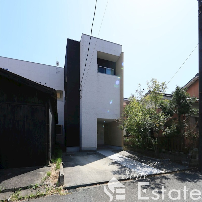 A.K.15六番町の物件外観写真