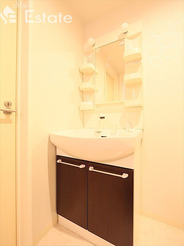 Casa Avenue Tsurumaiの物件内観写真