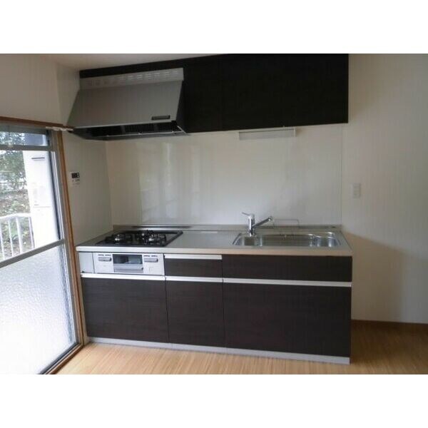 なるみグリーンコーポの物件内観写真