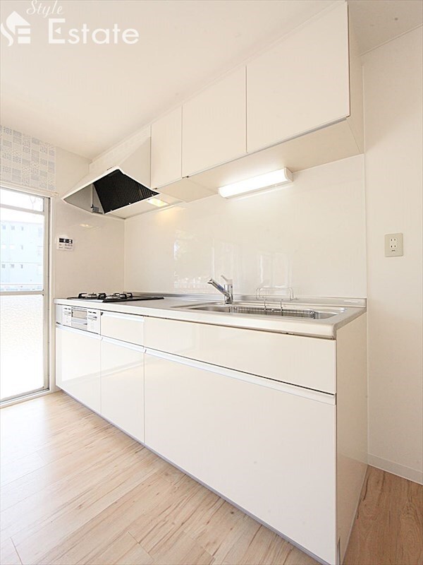 なるみグリーンコーポの物件内観写真