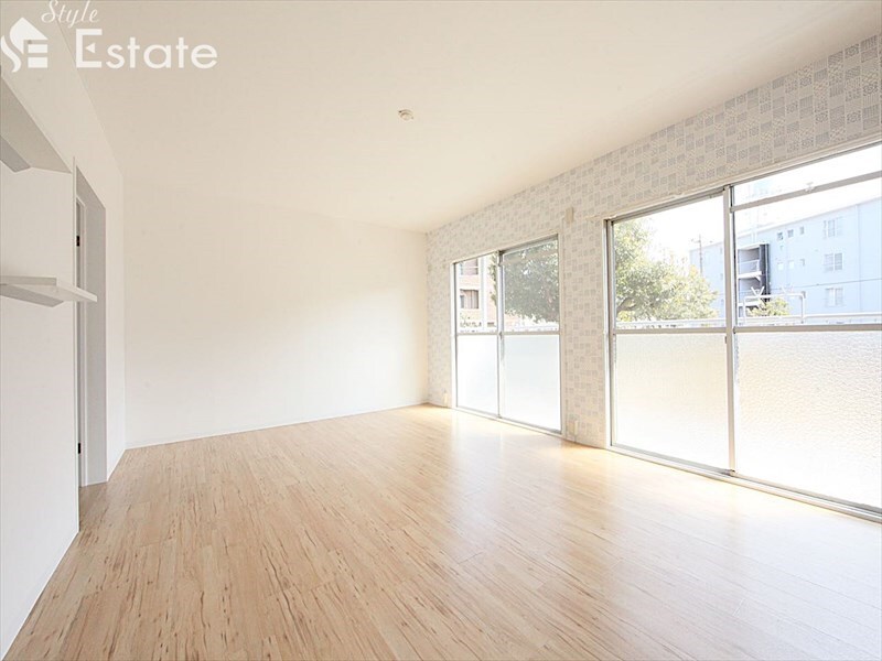 なるみグリーンコーポの物件内観写真