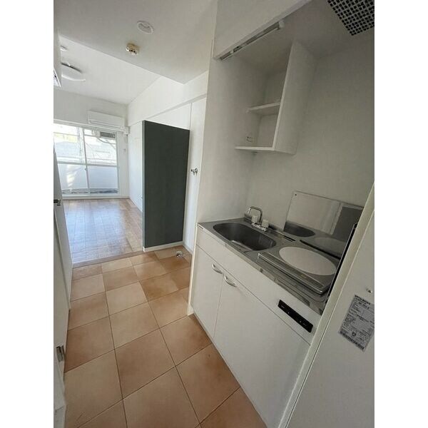 フローレスタナベの物件内観写真