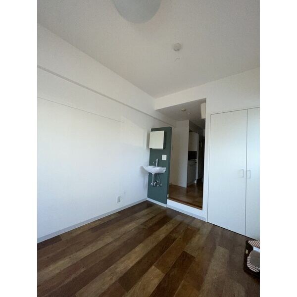 フローレスタナベの物件内観写真