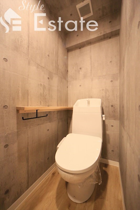 フローレスタナベの物件内観写真