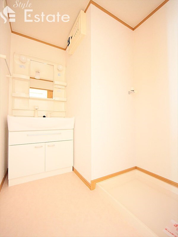 豊田本町駅 徒歩4分 2階の物件内観写真