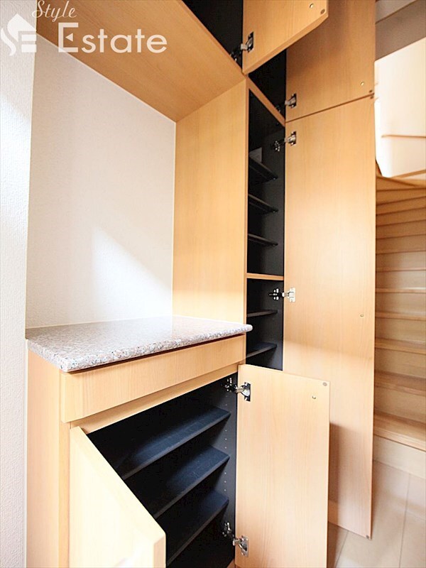 豊田本町駅 徒歩4分 2階の物件内観写真