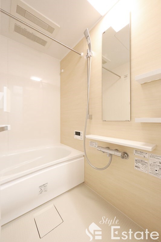 ラフォーレ金山の物件内観写真