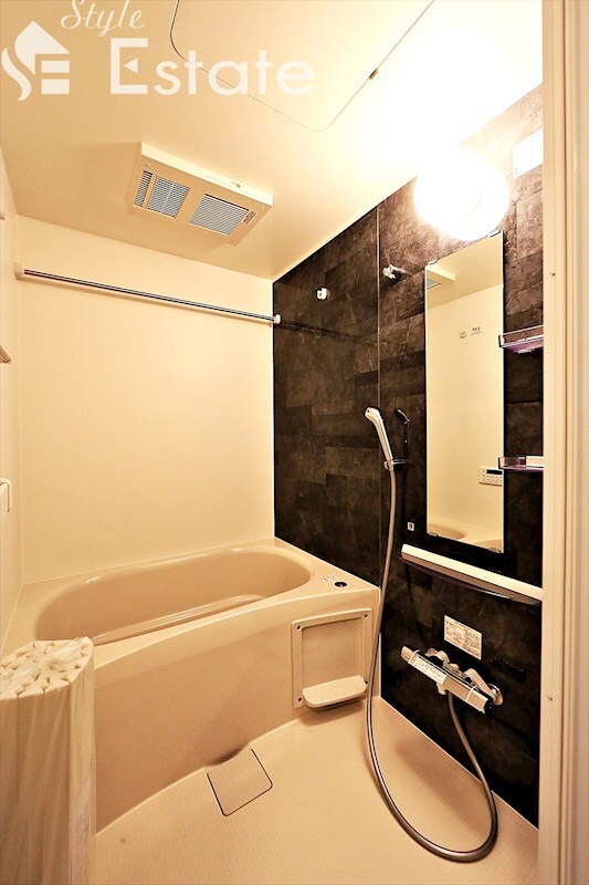 エミフル妙音の物件内観写真