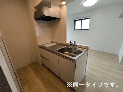 ルーチェコートの物件内観写真