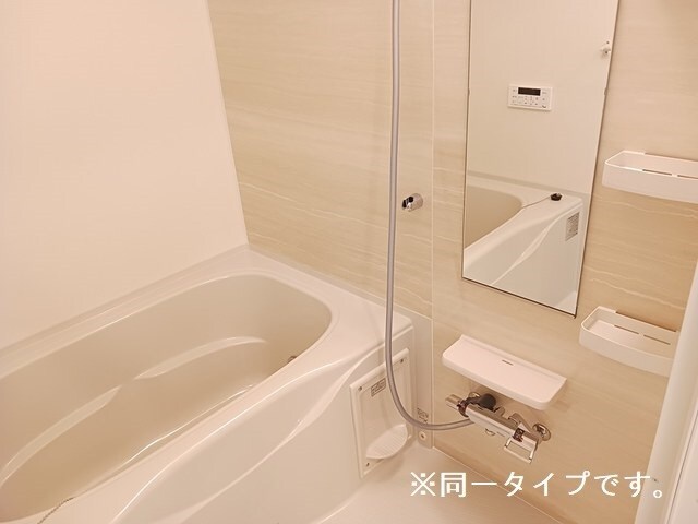 ルーチェコートの物件内観写真