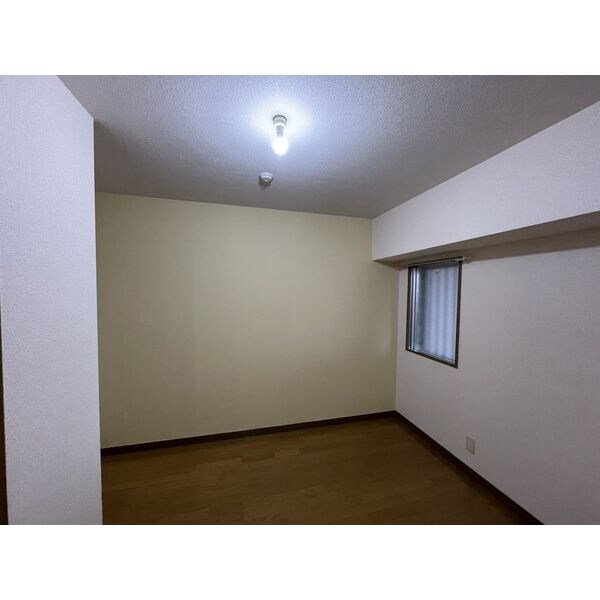 ヴィアーレマルフク南館の物件内観写真