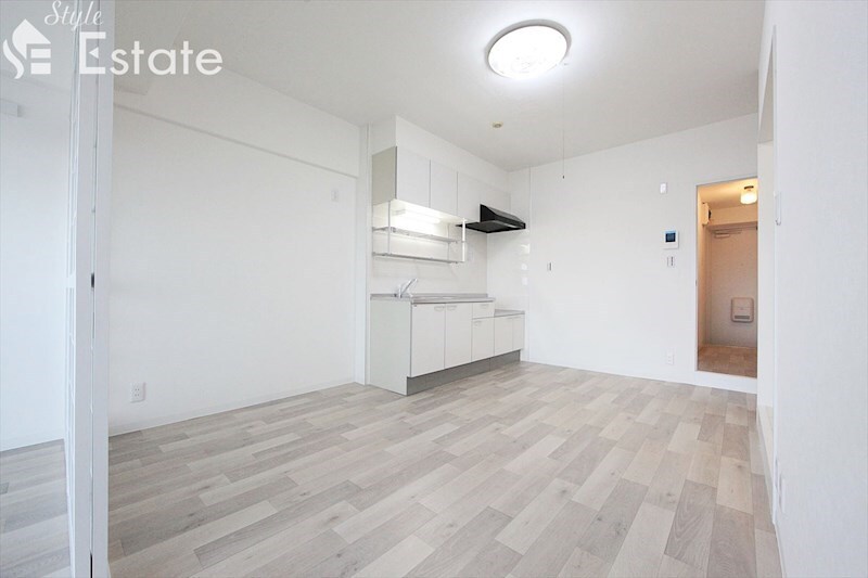 エステート鳴海の物件内観写真