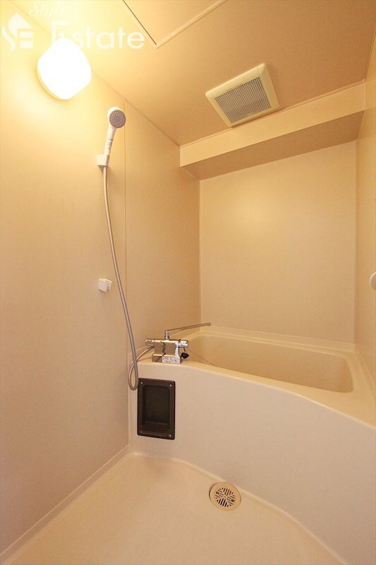 エステート鳴海の物件内観写真