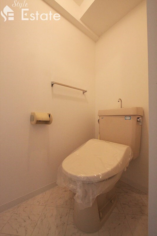 エステート鳴海の物件内観写真