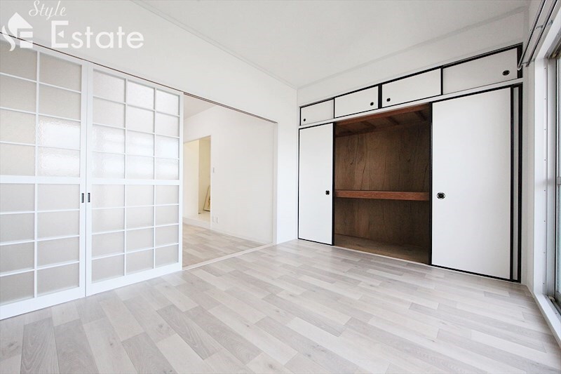 エステート鳴海の物件内観写真