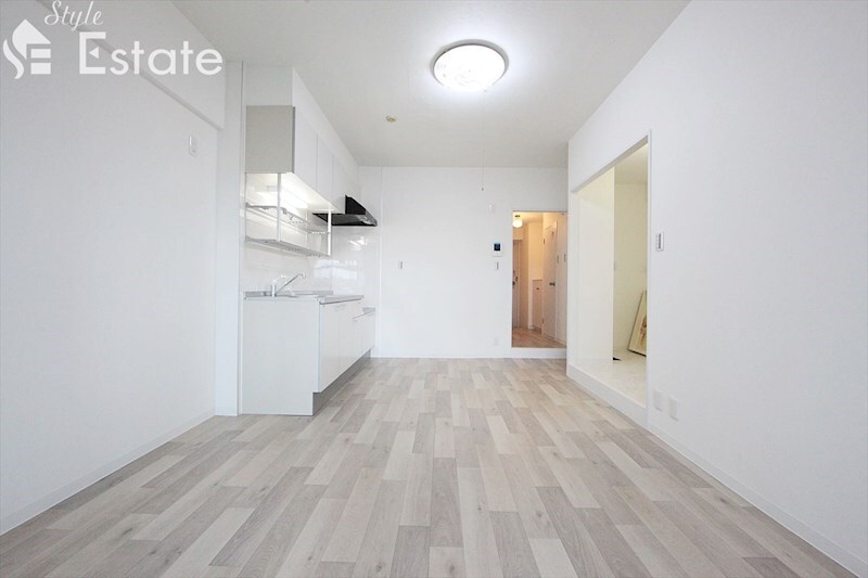 エステート鳴海の物件内観写真