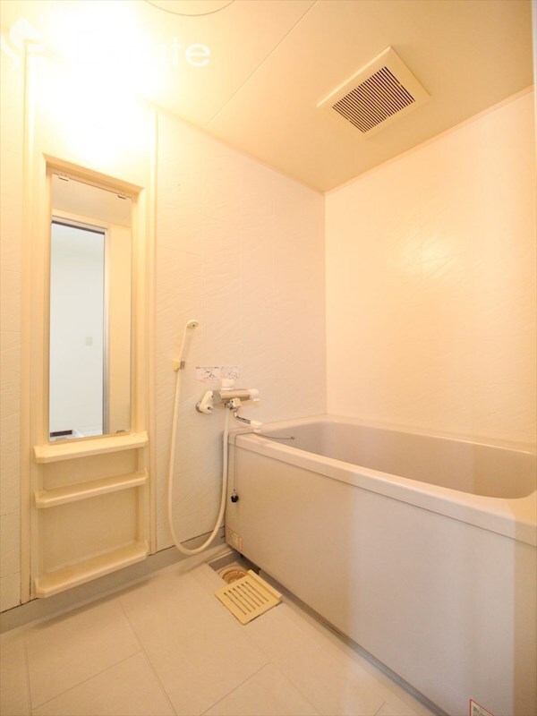 ネスト三吉の物件内観写真