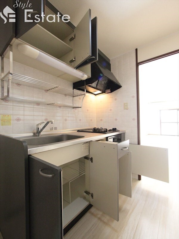 ネスト三吉の物件内観写真