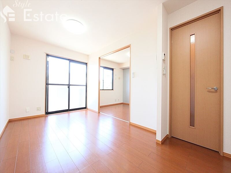 セジュール鳴丘の物件内観写真