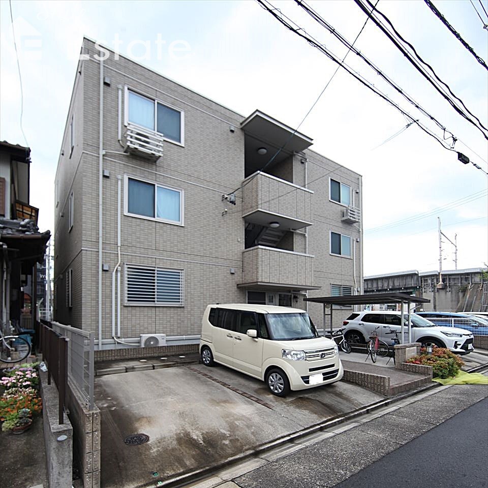 ラフィーネ野立の物件外観写真