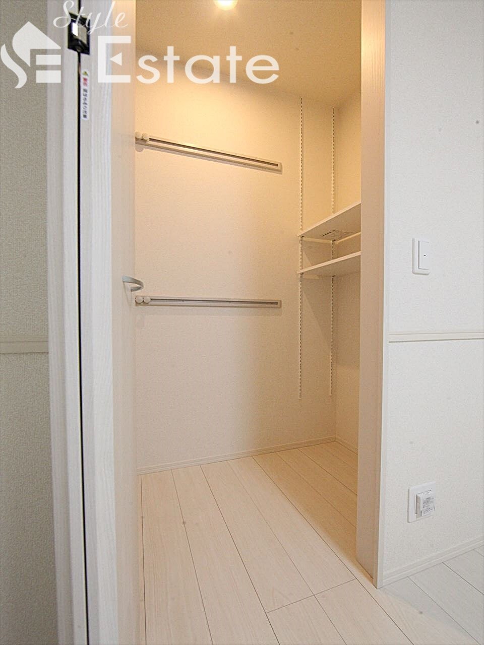 金山アイサンメゾンの物件内観写真