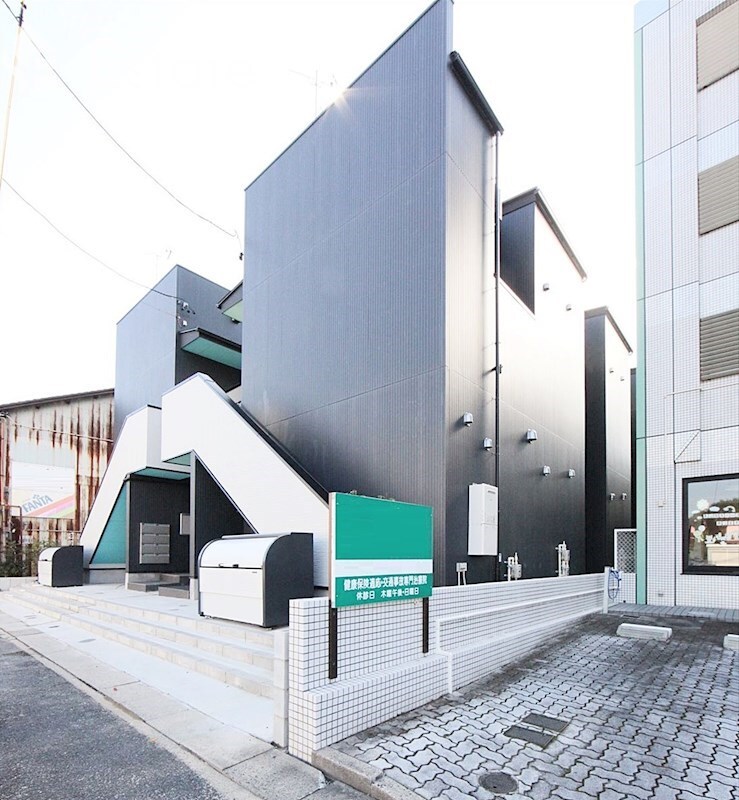 シャンフェルト原の物件外観写真