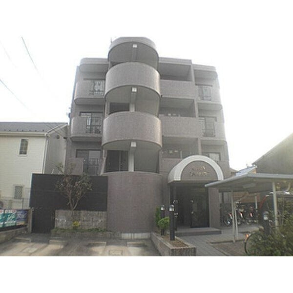 カーサグラニーレの物件外観写真