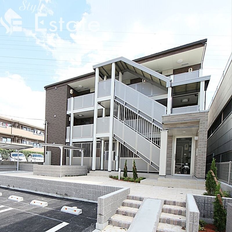 シャイン　コート　カミサワの物件外観写真