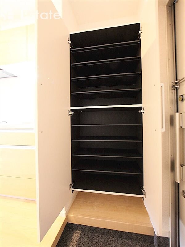 シャイン　コート　カミサワの物件内観写真