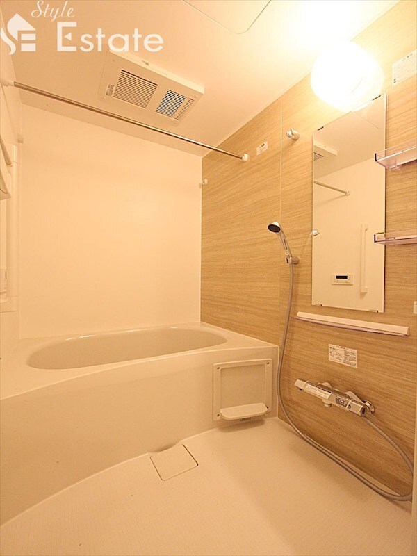 ヴァローレ日比野の物件内観写真