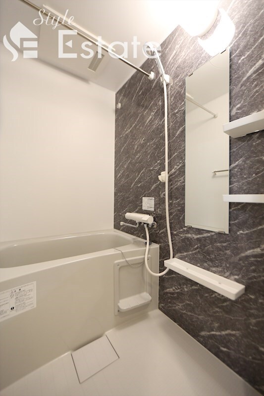 NEUA　NARUMIの物件内観写真