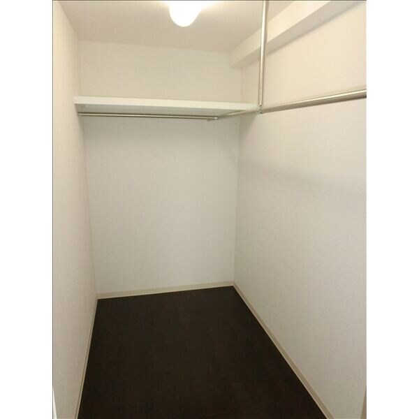 HILLS CRESTの物件内観写真