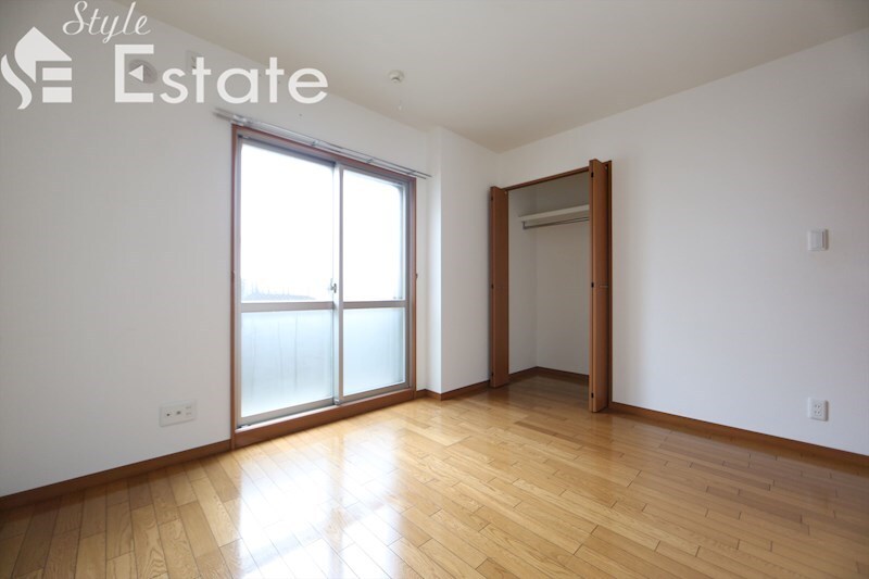 リバーサイド千年の物件内観写真