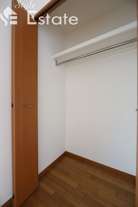 リバーサイド千年の物件内観写真