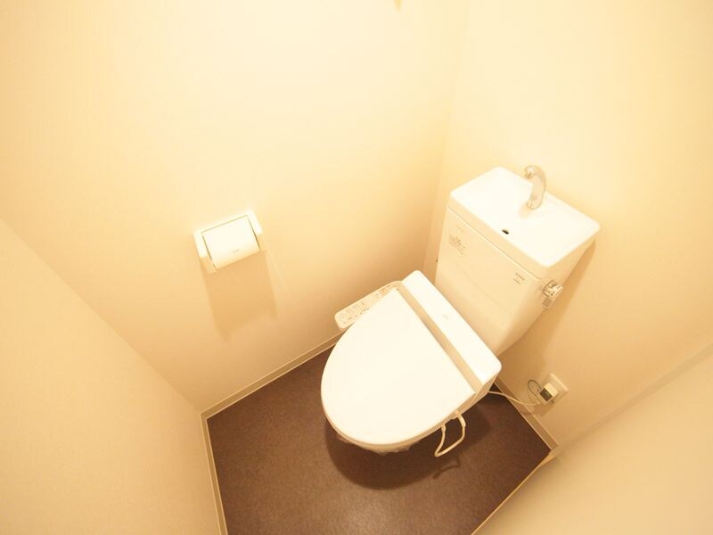 アマーレ東海通の物件内観写真