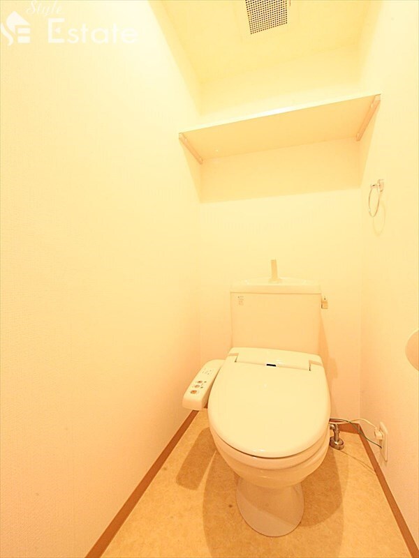 ニューシティアパートメンツ円上町の物件内観写真