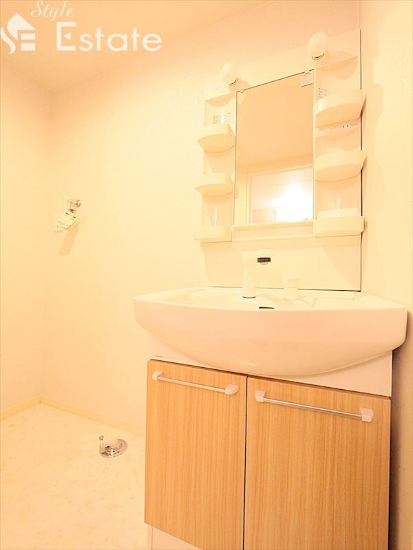 Casa Avenue Tsurumaiの物件内観写真