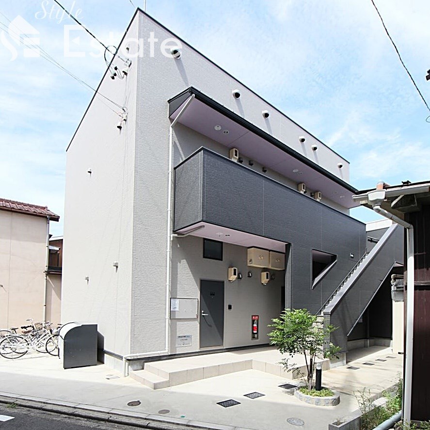 レクサス1439の物件外観写真