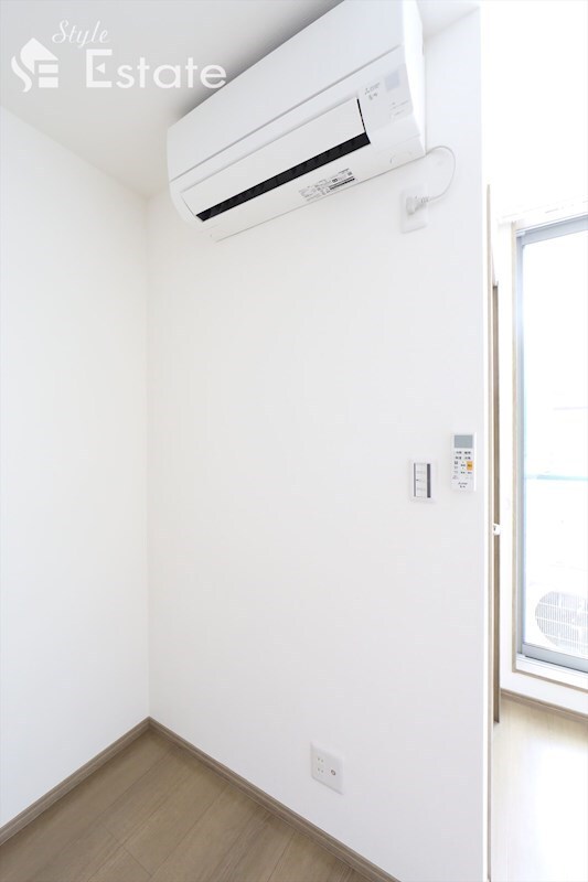 コンフォール鳴浜の物件内観写真