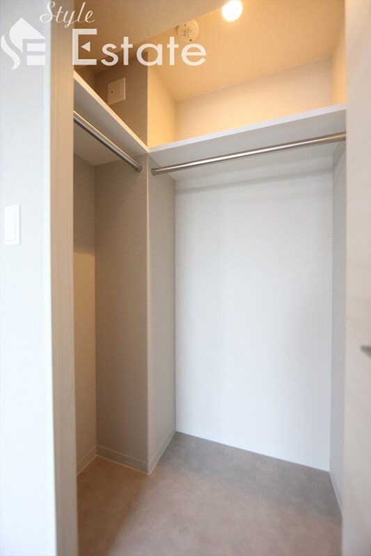 プレイズシード御器所イーストの物件内観写真