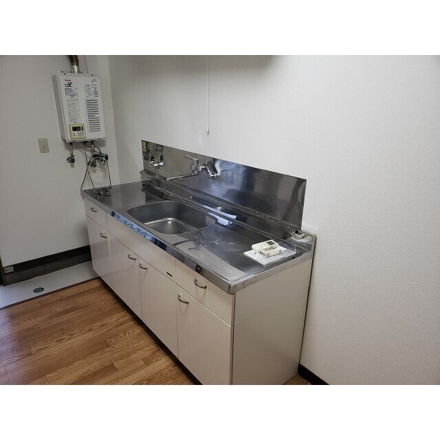 レジデンス高岡Ⅰの物件内観写真