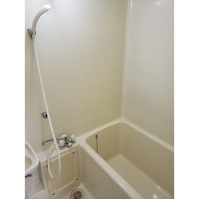 レジデンス高岡Ⅰの物件内観写真